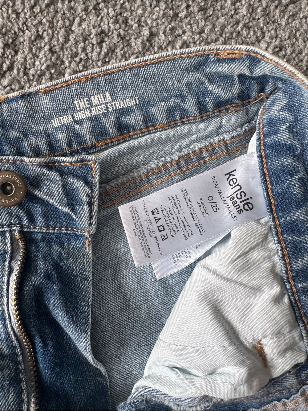 Kensie High Rise Straight Leg Jeans in Light Wash Blue - Picture 2 of 3